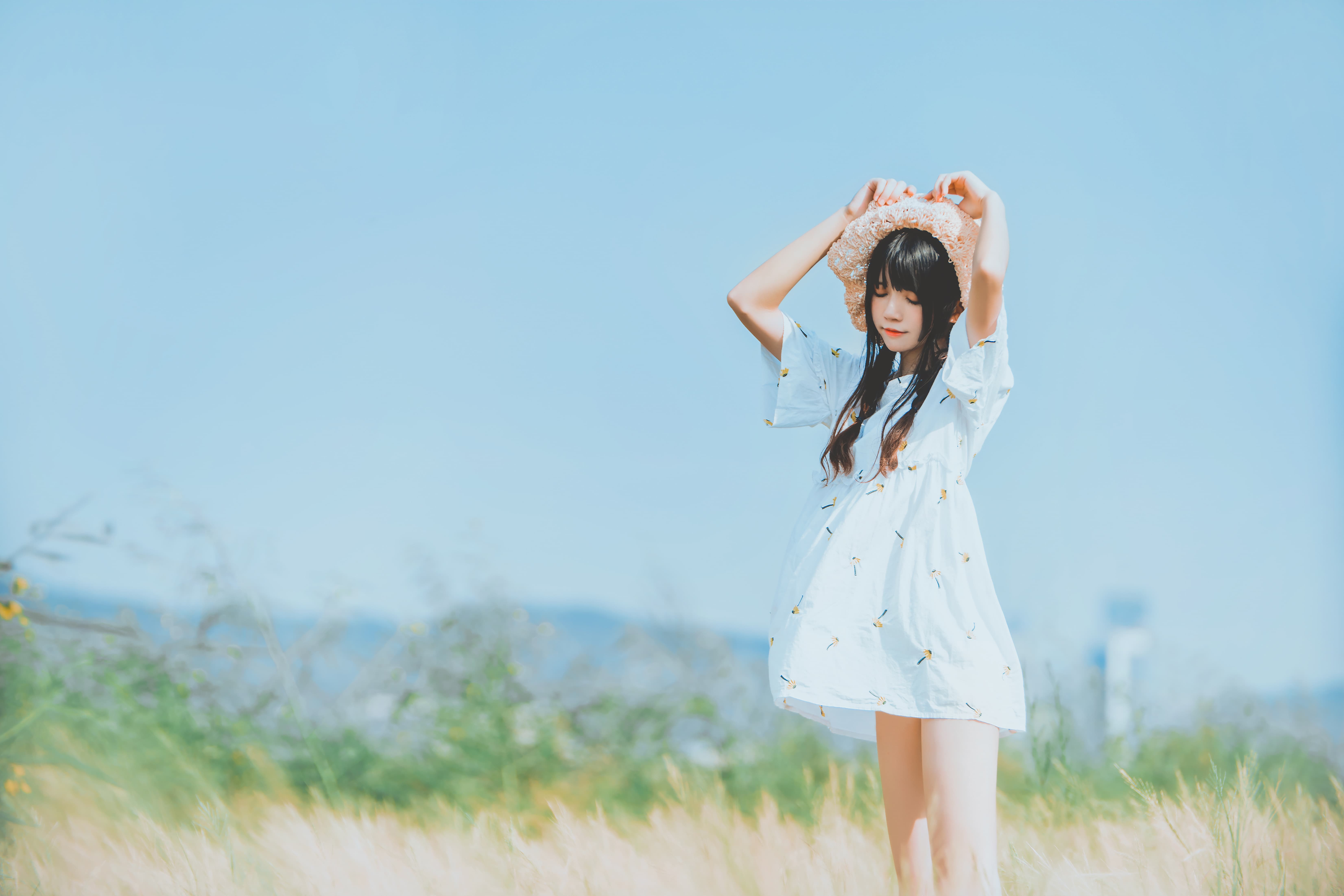 桜桃喵田野治愈系写真|29张高清萌系少女图集下载