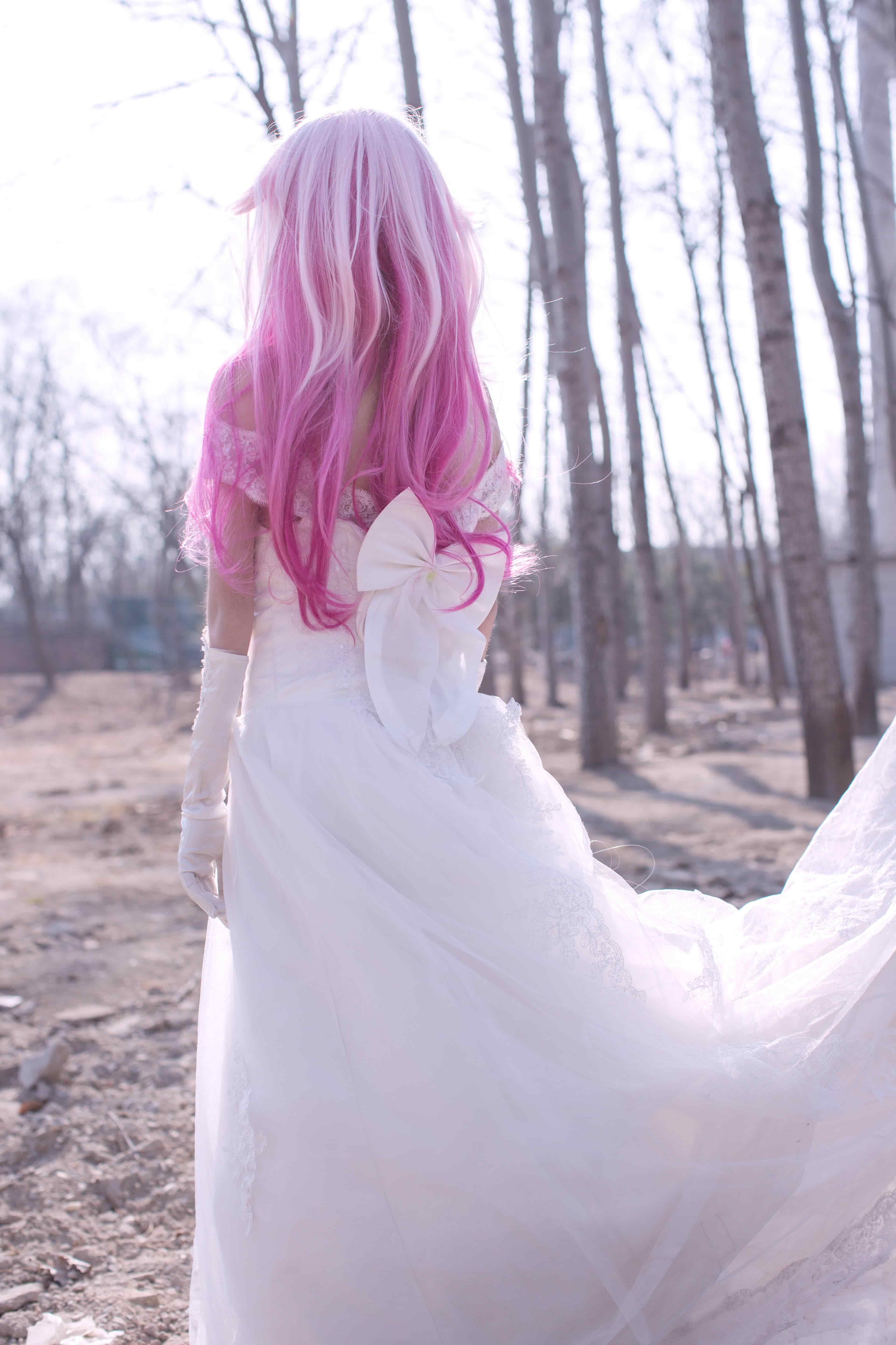 H系萌妹 白易子教主 cos图片+视频合集