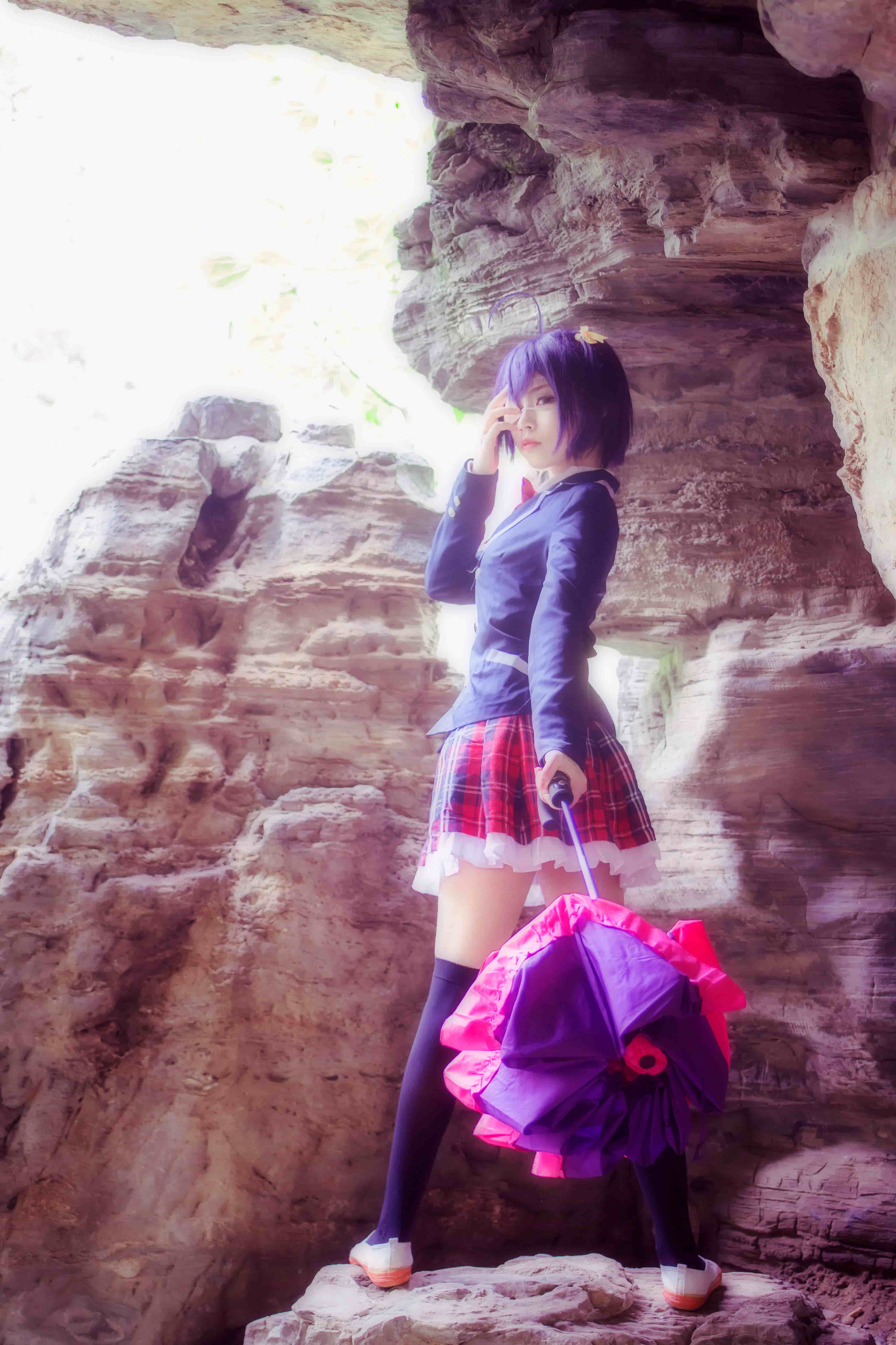 H系萌妹 白易子教主 cos图片+视频合集