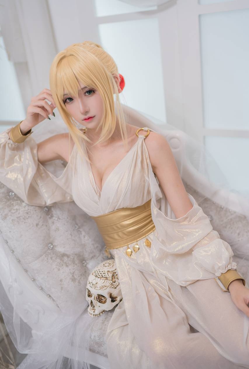 人气爆棚 腐团儿Ikaros 原版cos写真图片合集