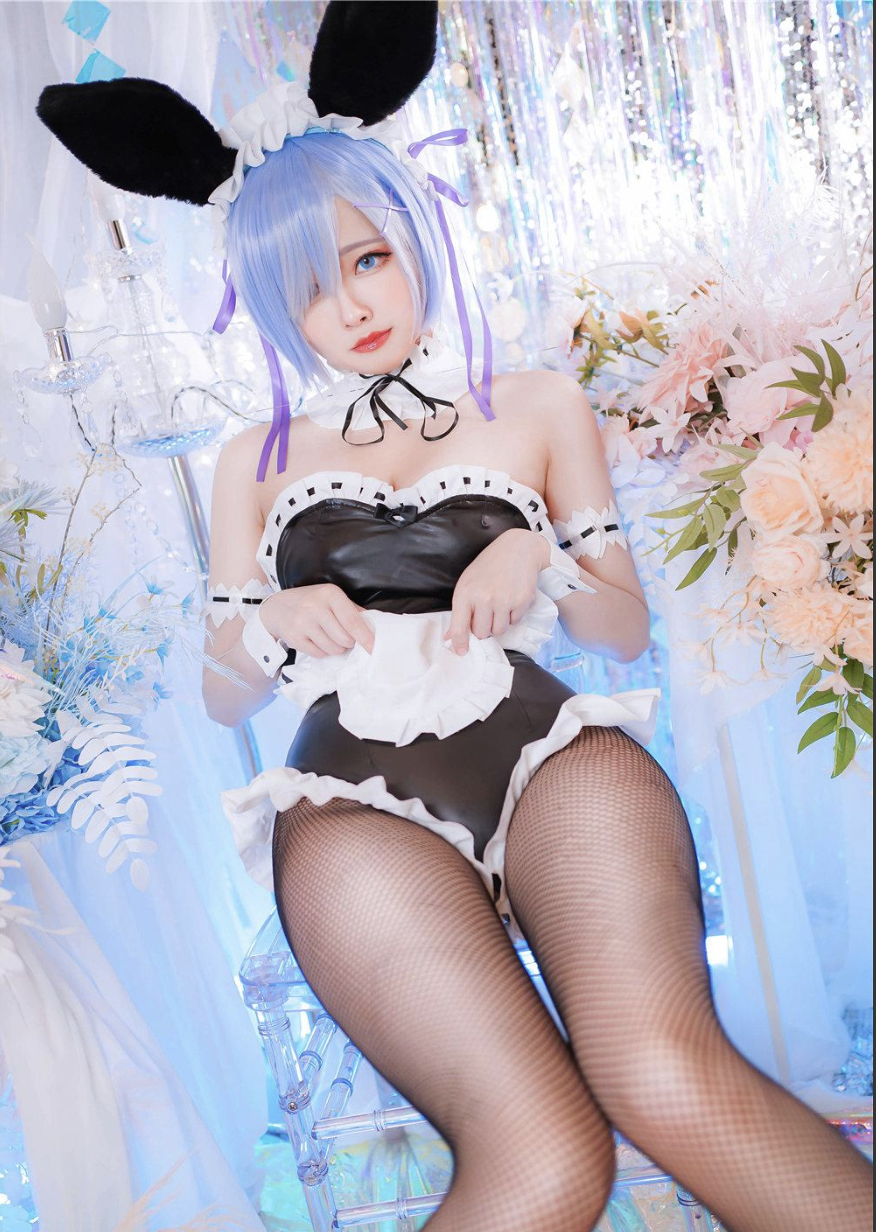 台湾美女coser Arty亚缇 无删减图包cos写真合集下载