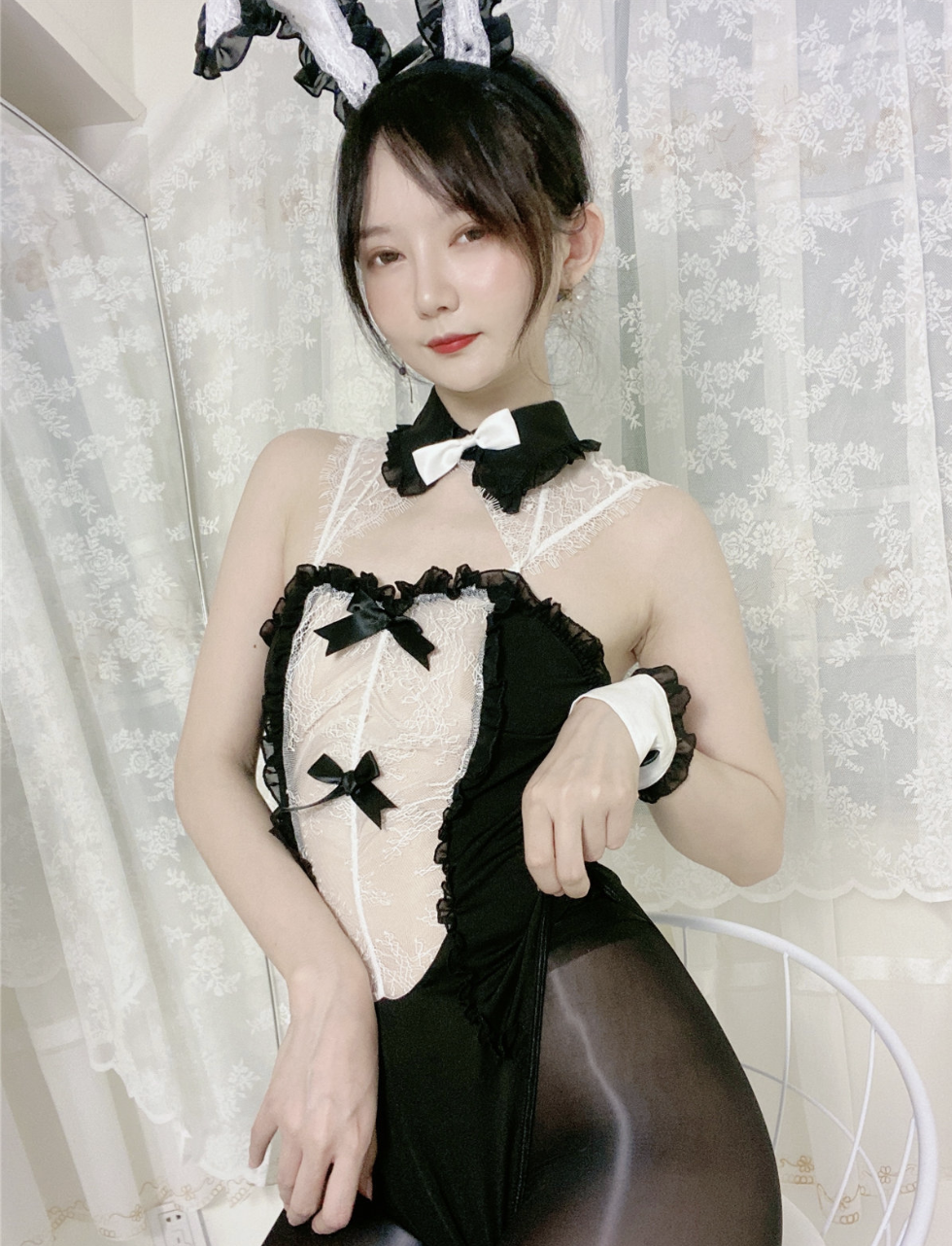 颜值博主 51酱 九月制服及全套cos写真图集下载