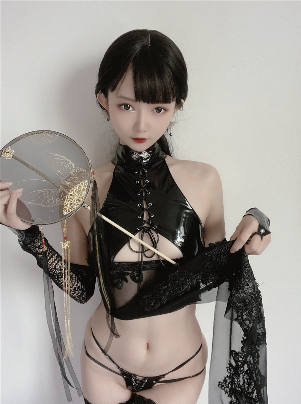 颜值博主 51酱 九月制服及全套cos写真图集下载